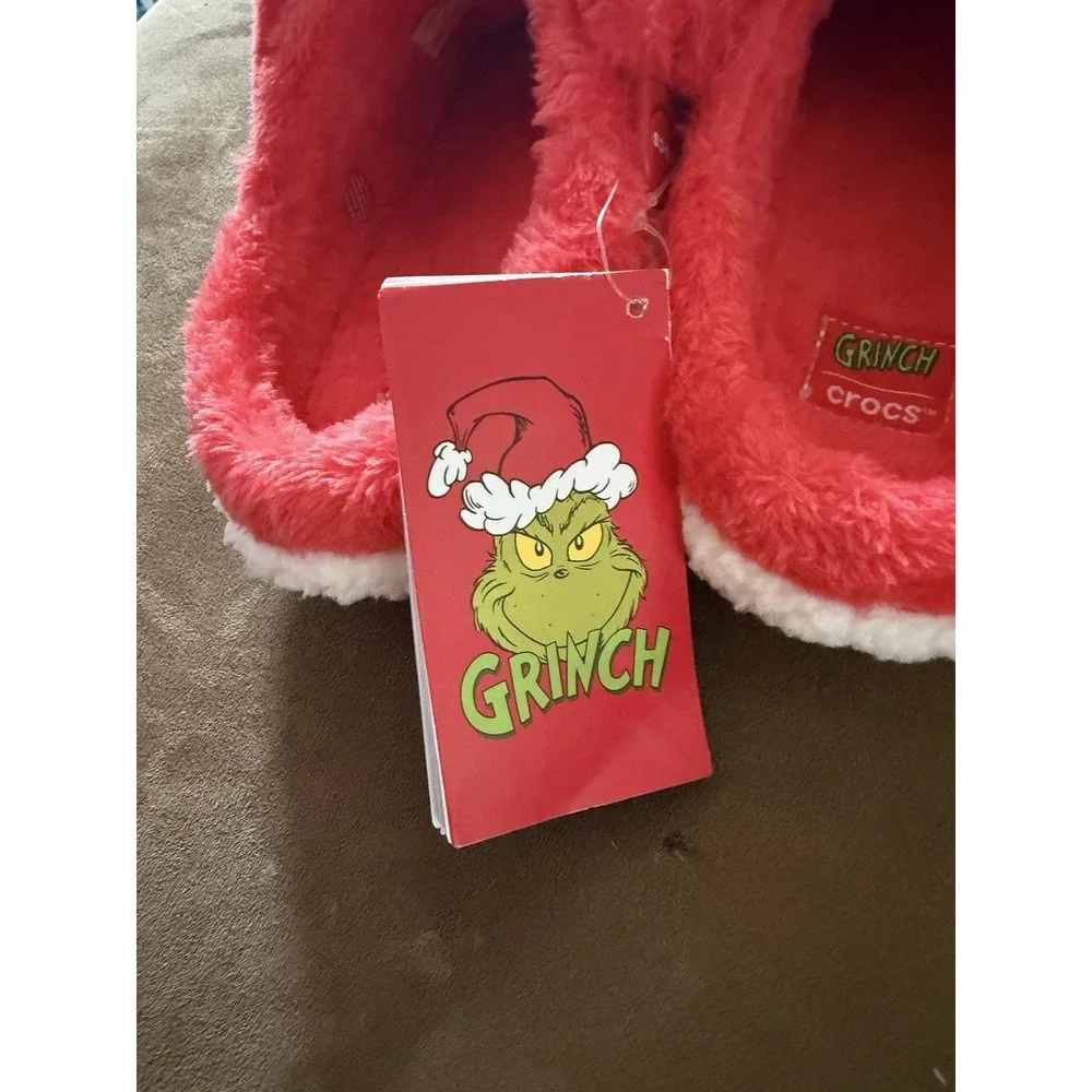 Crocs The Grinch Classic Lined Clog Shoes Big Kids Youth Size 2 Green Red NEW
